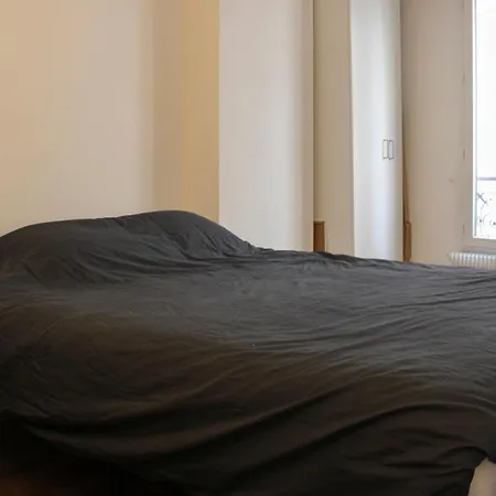Charming T2 Near Montmartre شقة